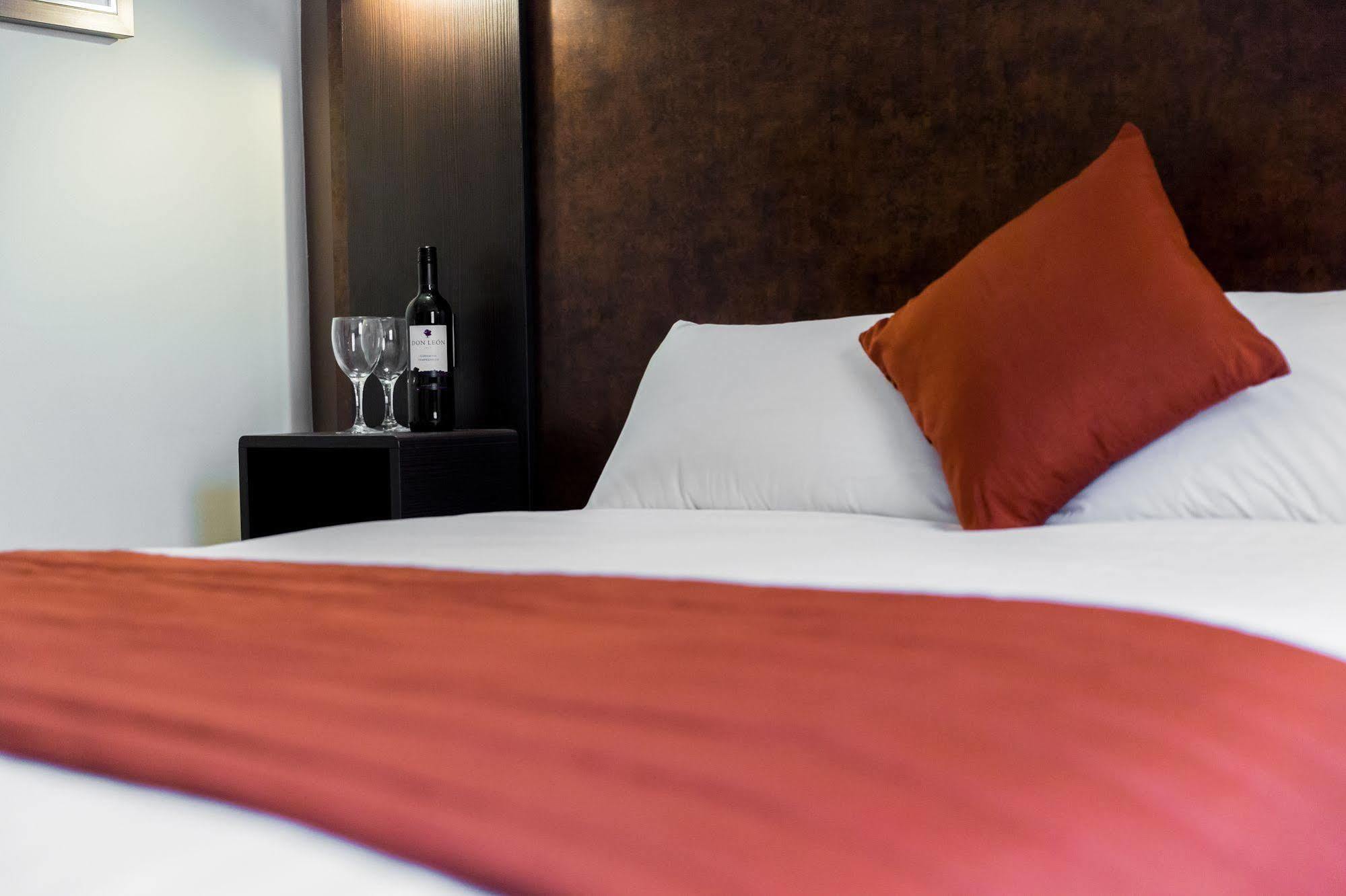 Dragonfly Hotel 콜체스터 외부 사진